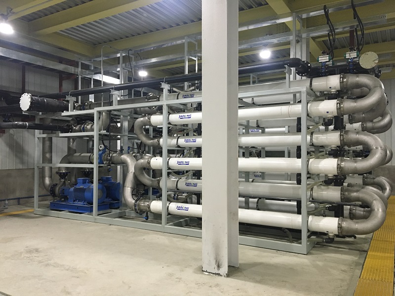 1588126267871841.jpg UF1.jpg